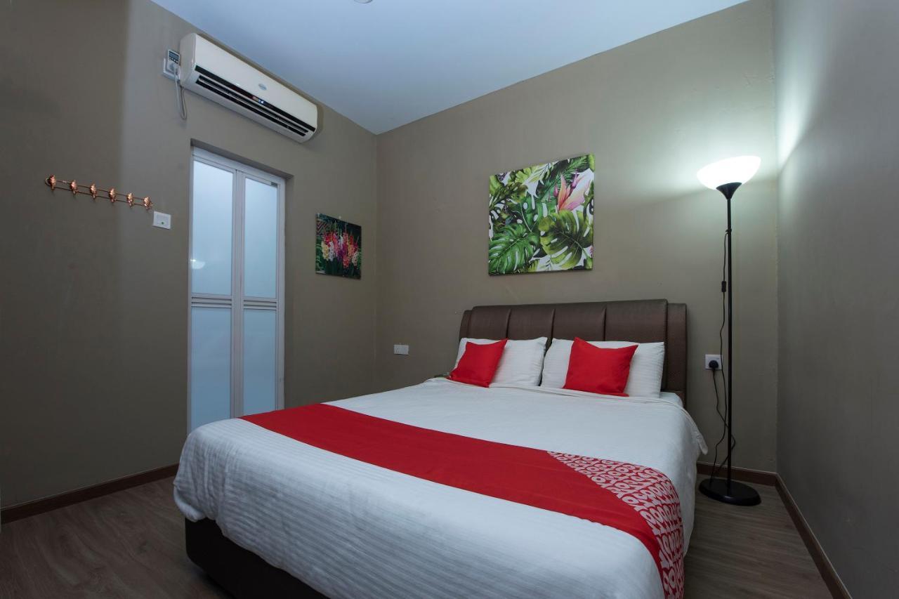 Oyo 90231 Hotel By The Park Plt Johor Bahru Luaran gambar