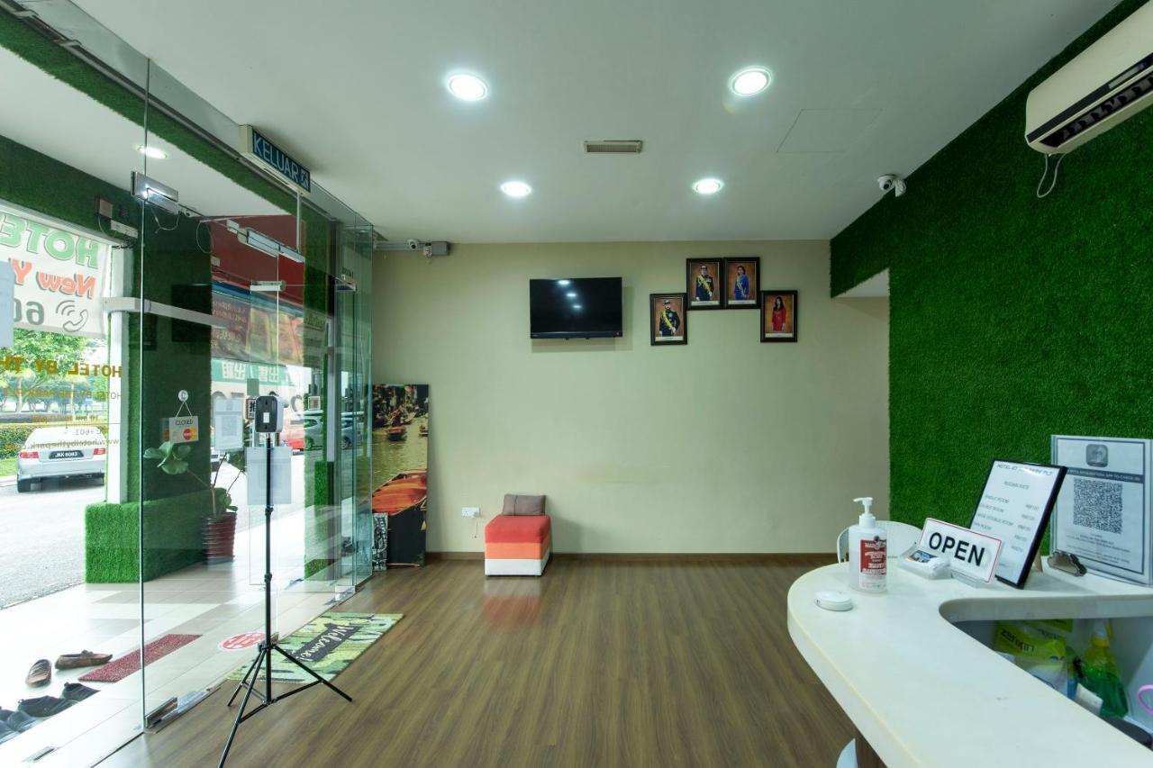 Oyo 90231 Hotel By The Park Plt Johor Bahru Luaran gambar