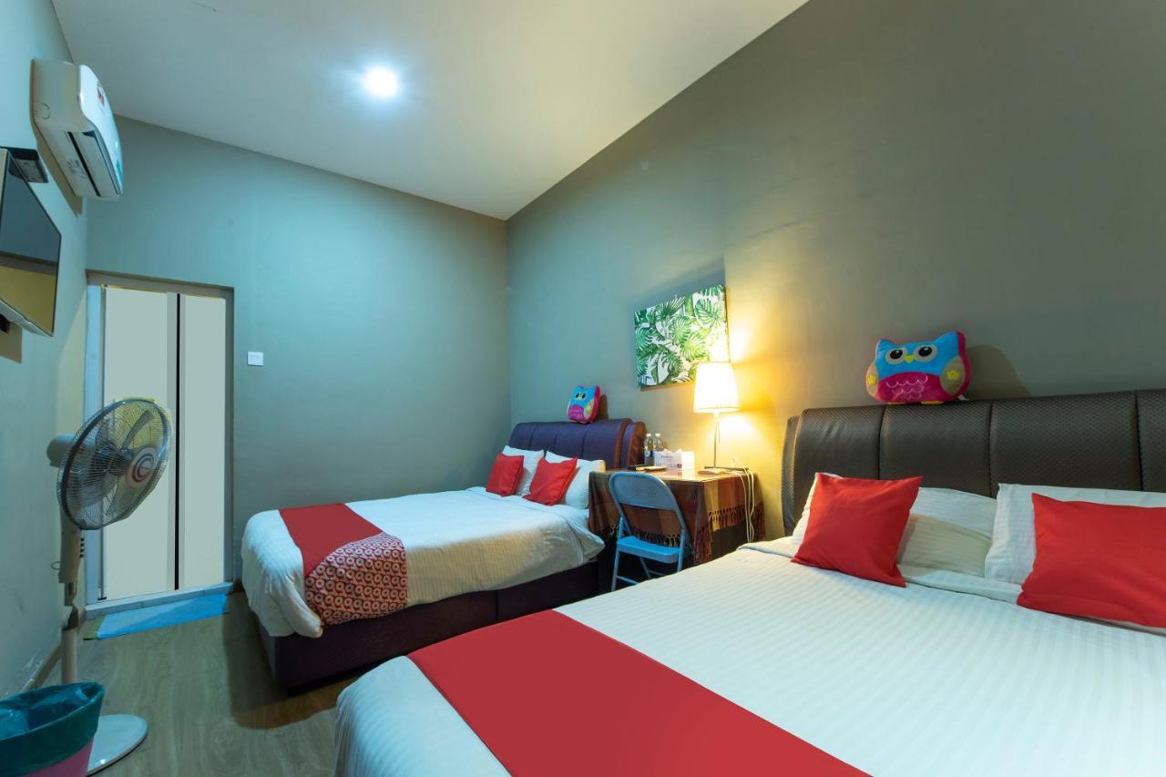Oyo 90231 Hotel By The Park Plt Johor Bahru Luaran gambar