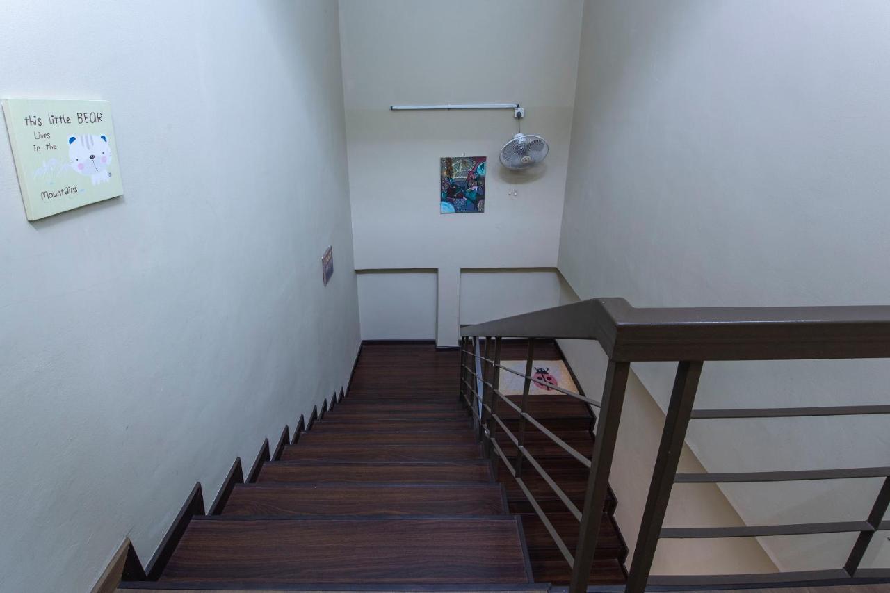 Oyo 90231 Hotel By The Park Plt Johor Bahru Luaran gambar