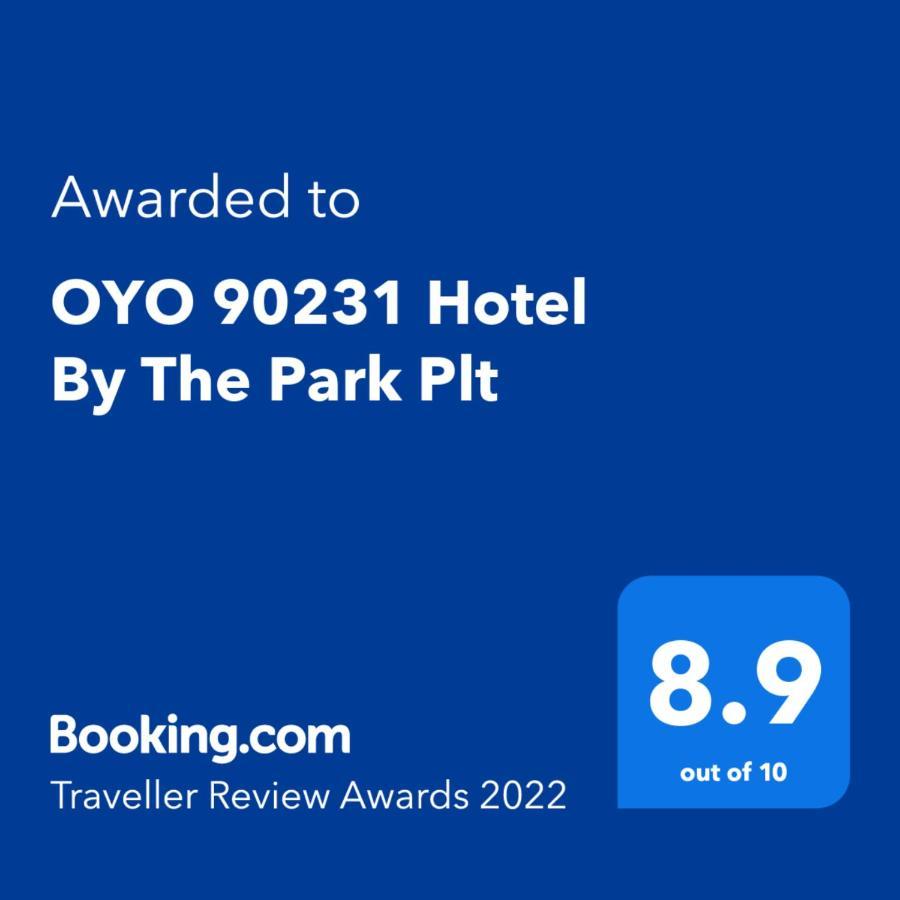 Oyo 90231 Hotel By The Park Plt Johor Bahru Luaran gambar